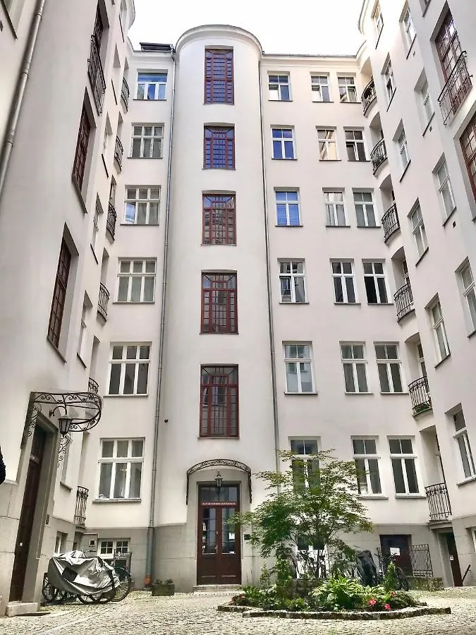 Appartement Bezagenta Wilcza8 Minimalist Studio Central Location Warschau